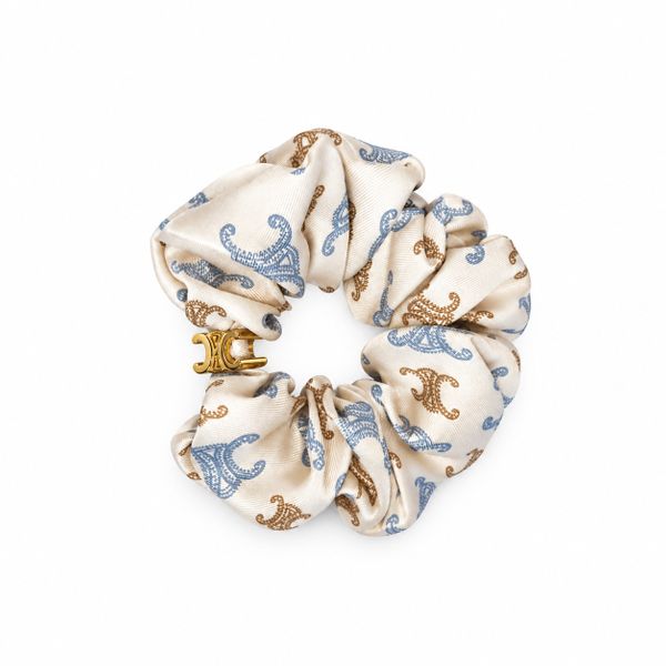 Mini Triomphe Silk Scrunchy – Ivory / Tan