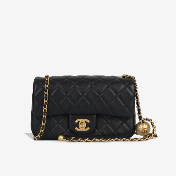 Classic Pearl Crush Mini Flap 