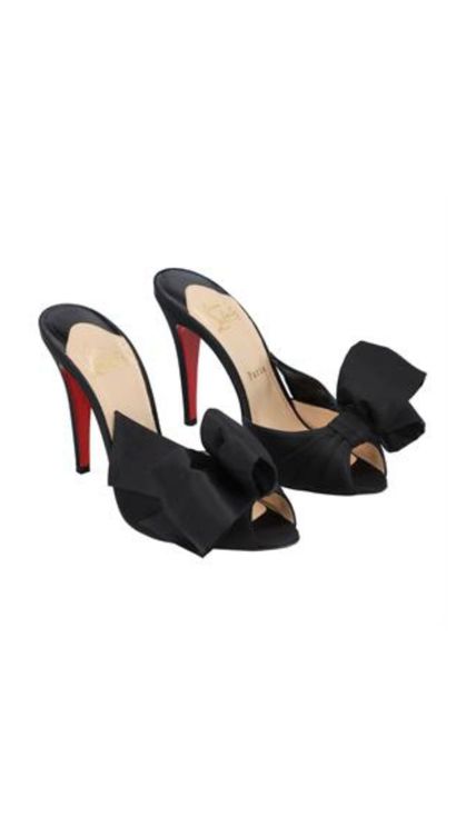 Bow Heels