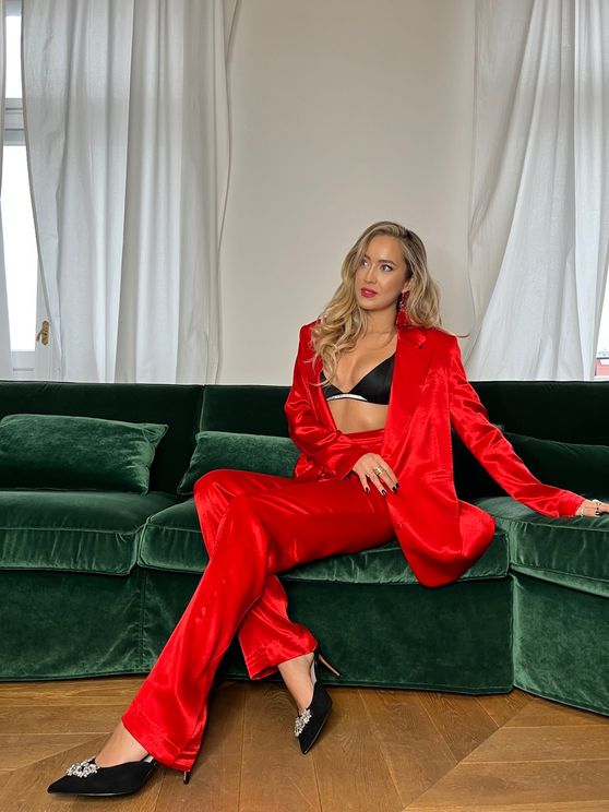 IVY RED