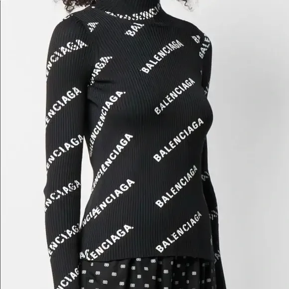 Black Longsleeve 