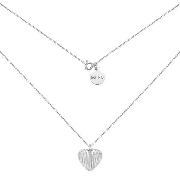 Srebrny naszyjnik z karbowanym sercem